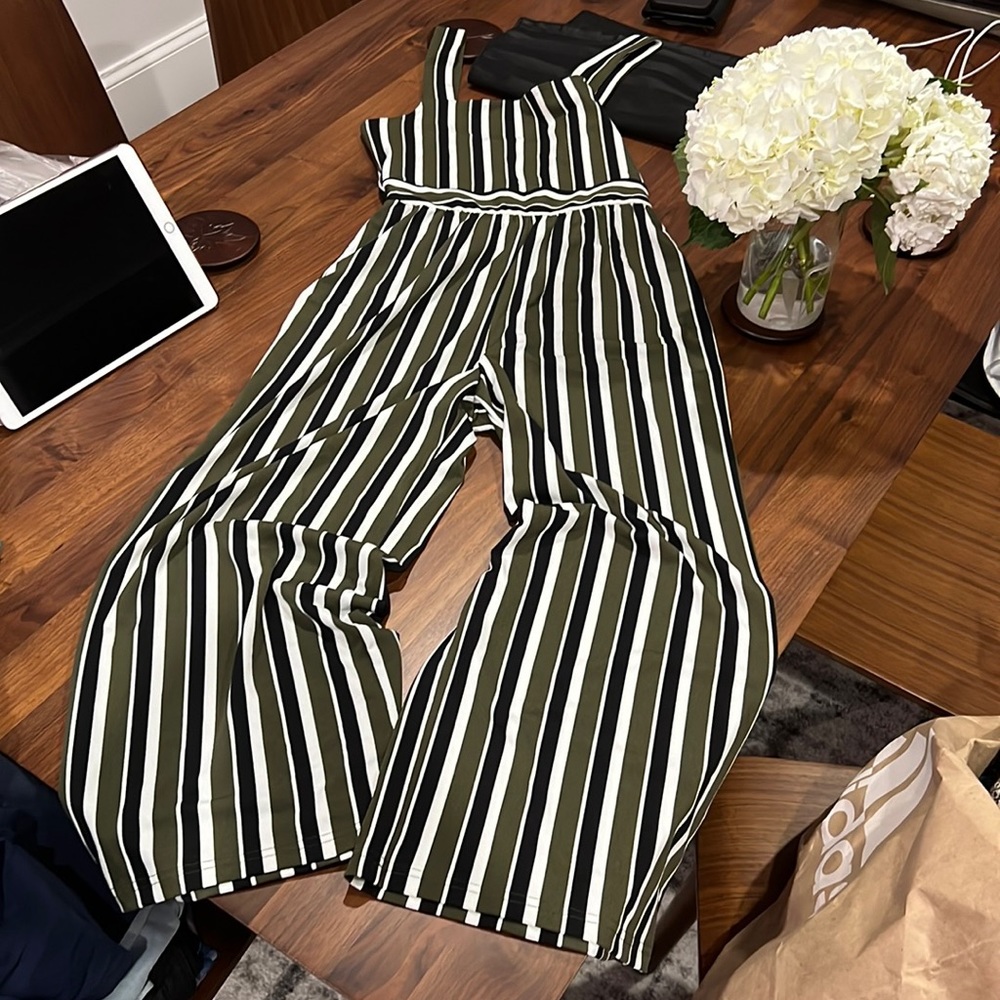 Express jumpsuit - new without tags